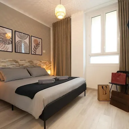 Luxhome Duomo - San Siro 10min Apartament Mediolan